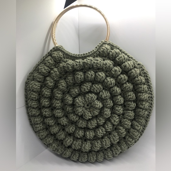 Handmade Handbag with Golden Handles - Picture 3 of 3